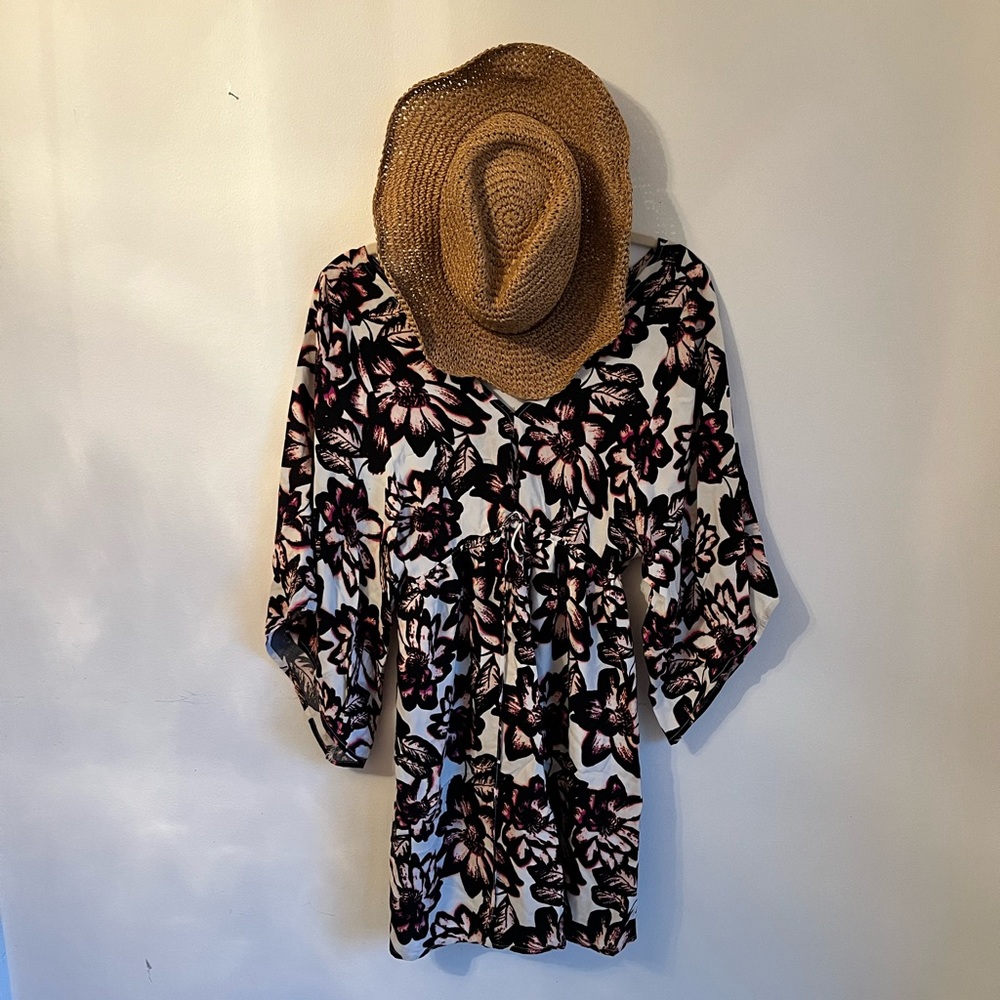 Gorgeous Floral Dress with Butterfly Sleeves